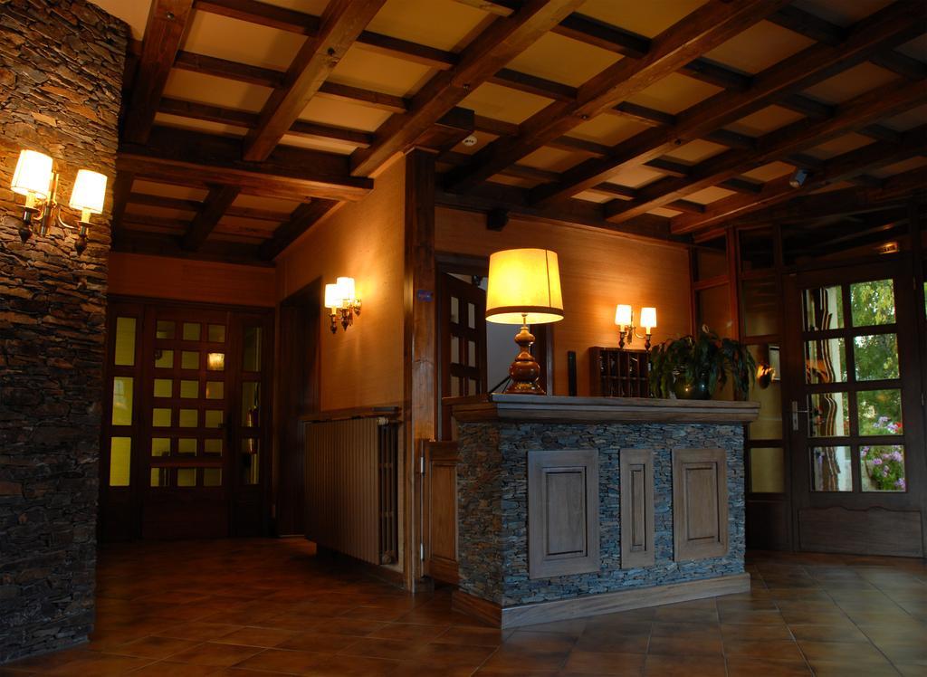 Hotel Celisol Cerdagne Bourg-Madame Exterior photo